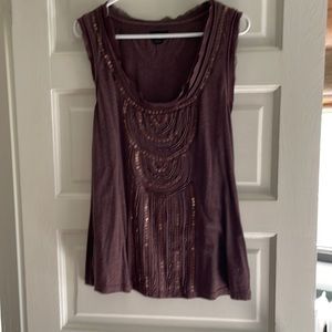 Sleeveless anthropologie brand shirt.